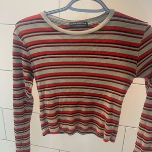 Brandy Melville long sleeve crop